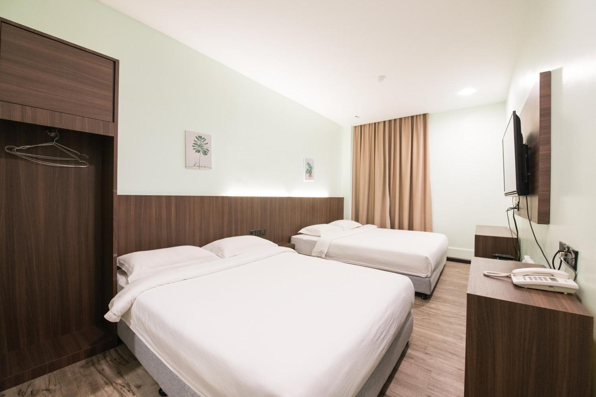 Star Moon Hotel Bintulu Room photo