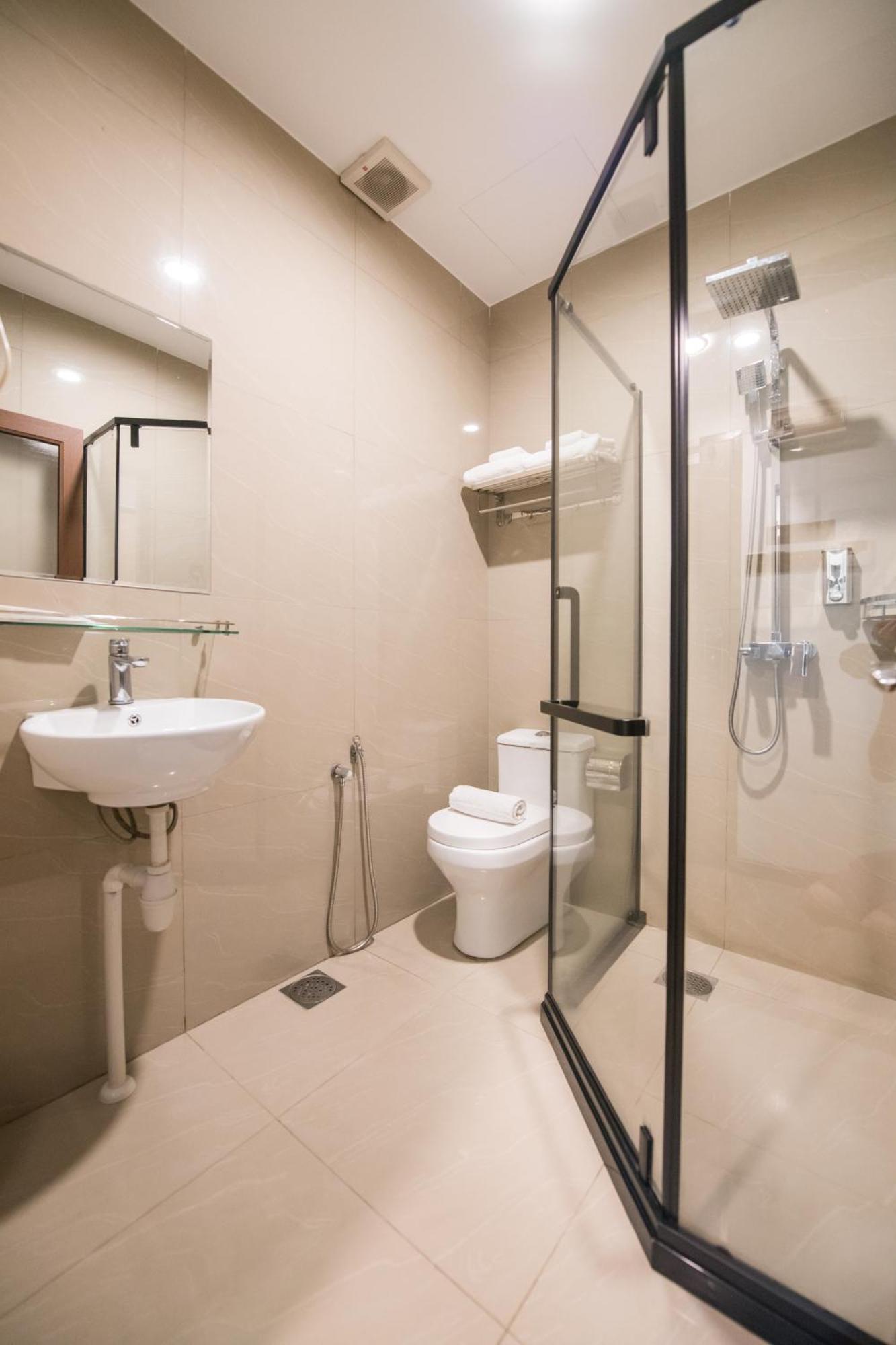 Star Moon Hotel Bintulu Room photo